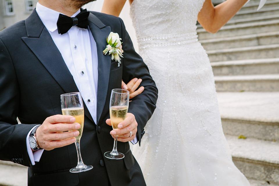 Jak si správně vybrat svatební šaty pro svůj velký den?